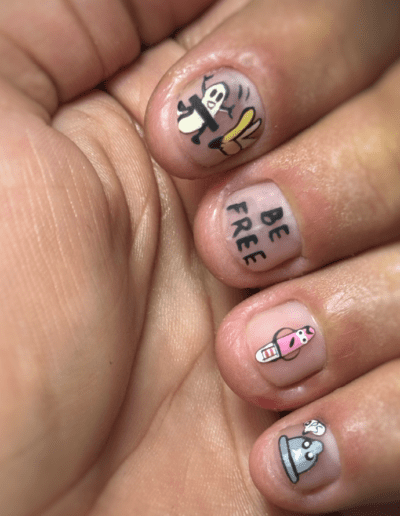 Manicure clienta Villarreal Studio 6